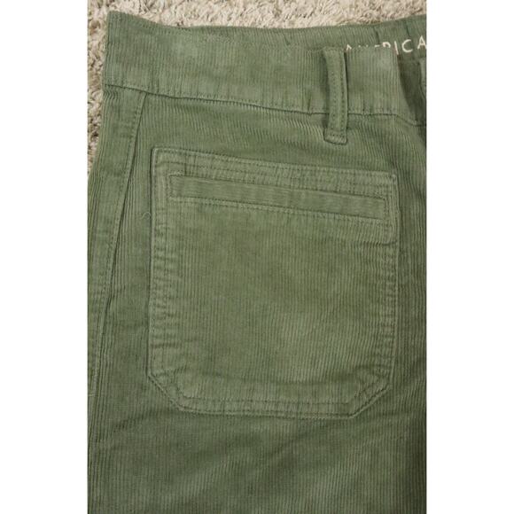 NWT American Eagle Corduroy Low Rise Baggy Wide Leg Green Womens 8 Short Stretch - Picture 8 of 8
